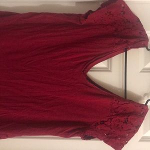 Gorgeous Burgundy/Maroon WHBM blouse - Large